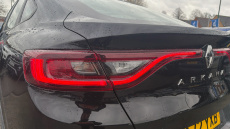 Renault Arkana 1.6 E-TECH Hybrid 145 Iconic 5dr Auto Hybrid Estate